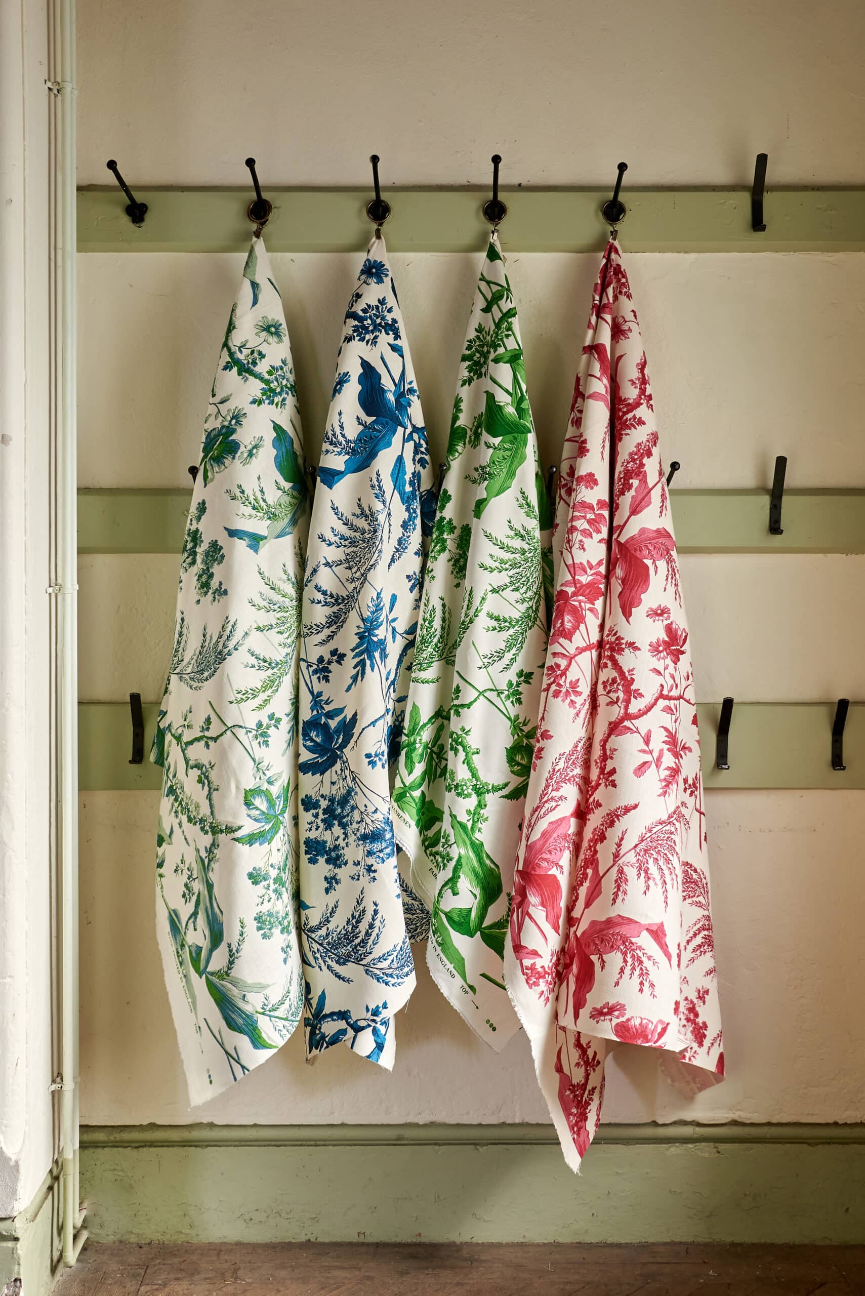 Aspa Green Fabric by Sarah Vanrenen