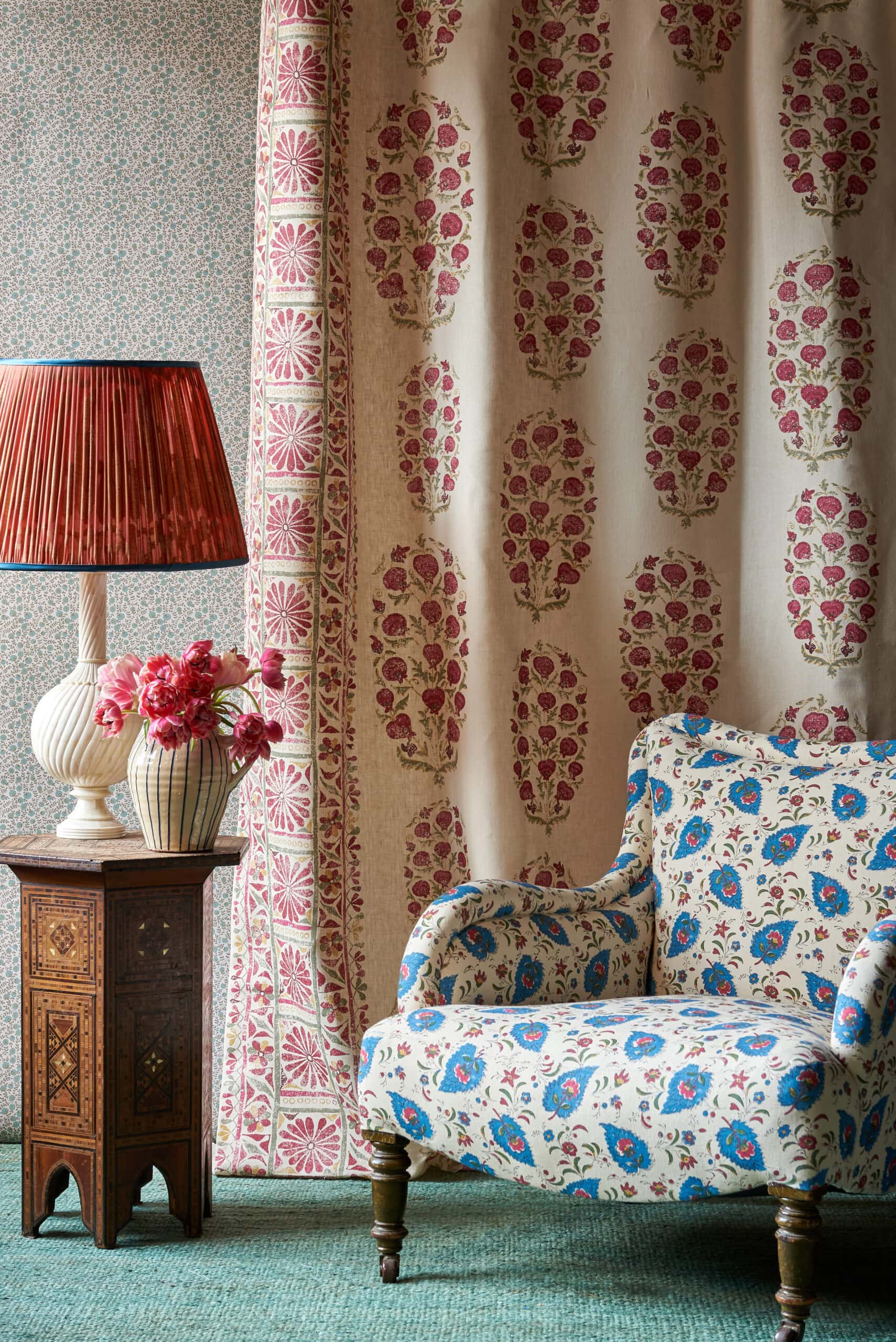 Kinaara Pink/Green Fabric