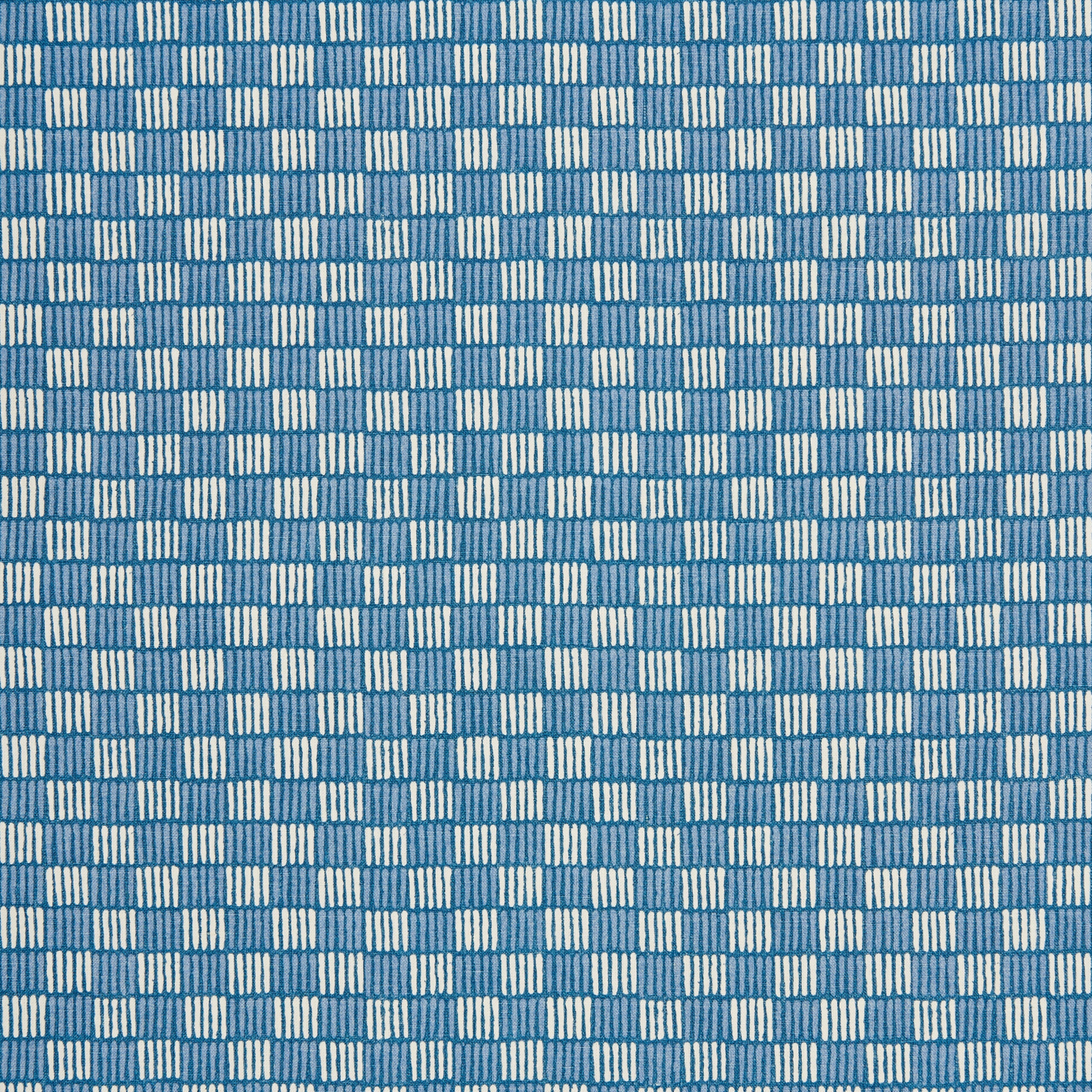 Quincy Azure by Sarah Vanrenen