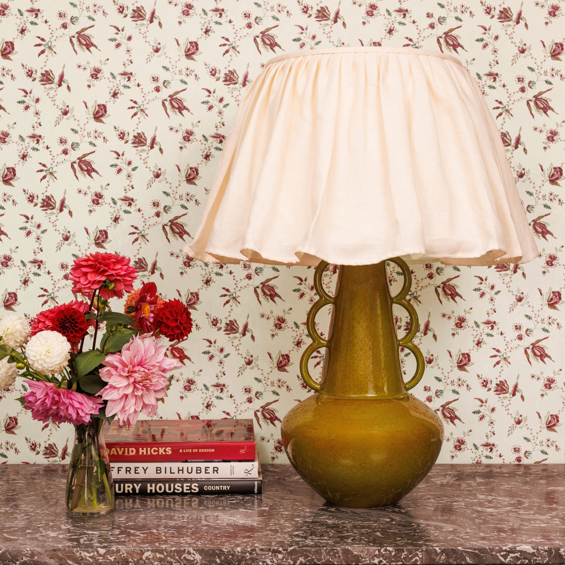Loopie Lamp in Acid Green