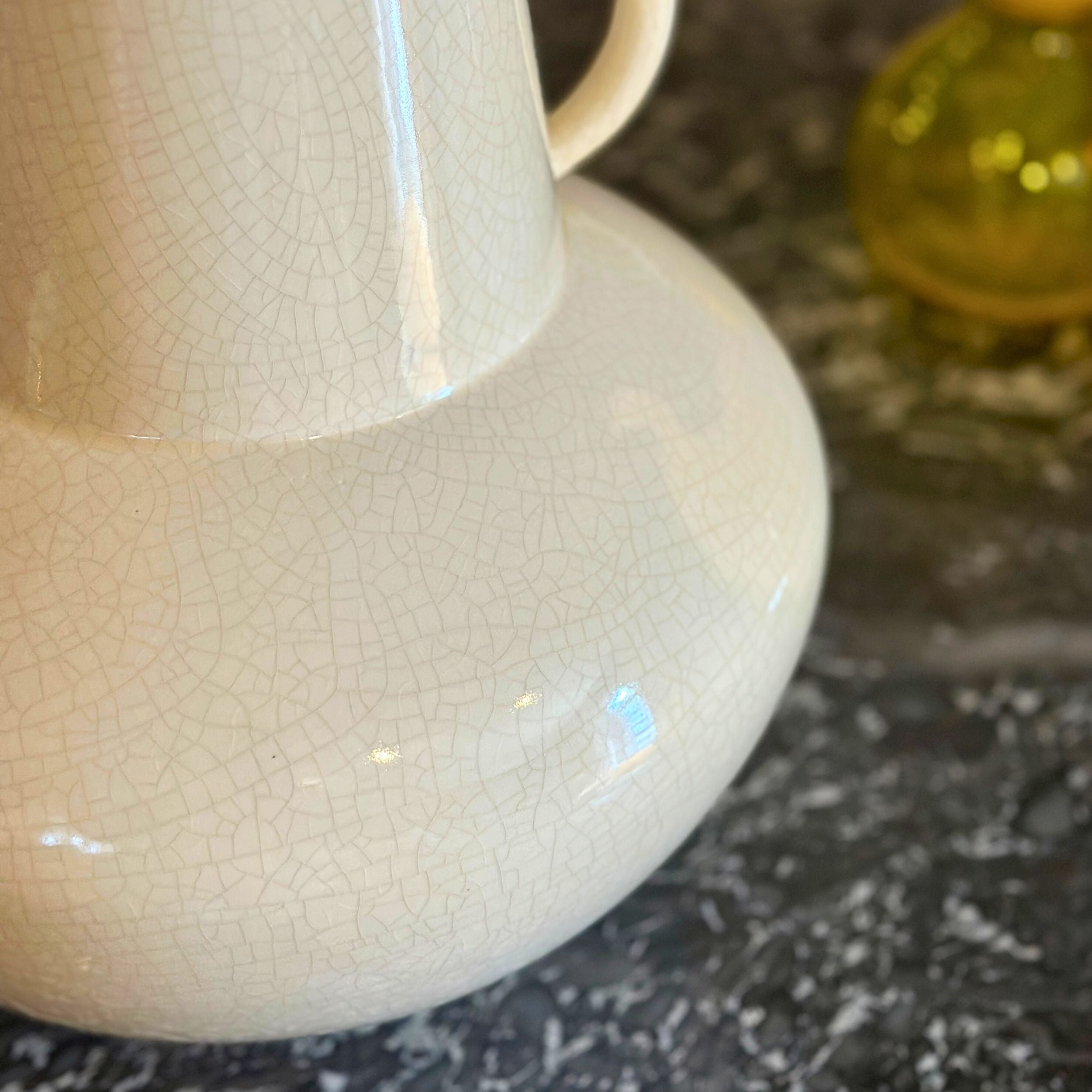 Loopie Lamp in  Cream