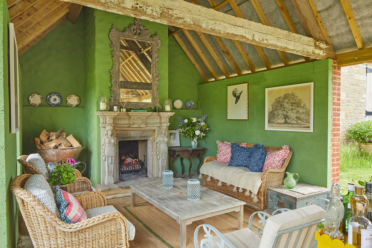 Wiltshire Farmhouse by Sarah Vanrenen – Vanrenen Hanbury