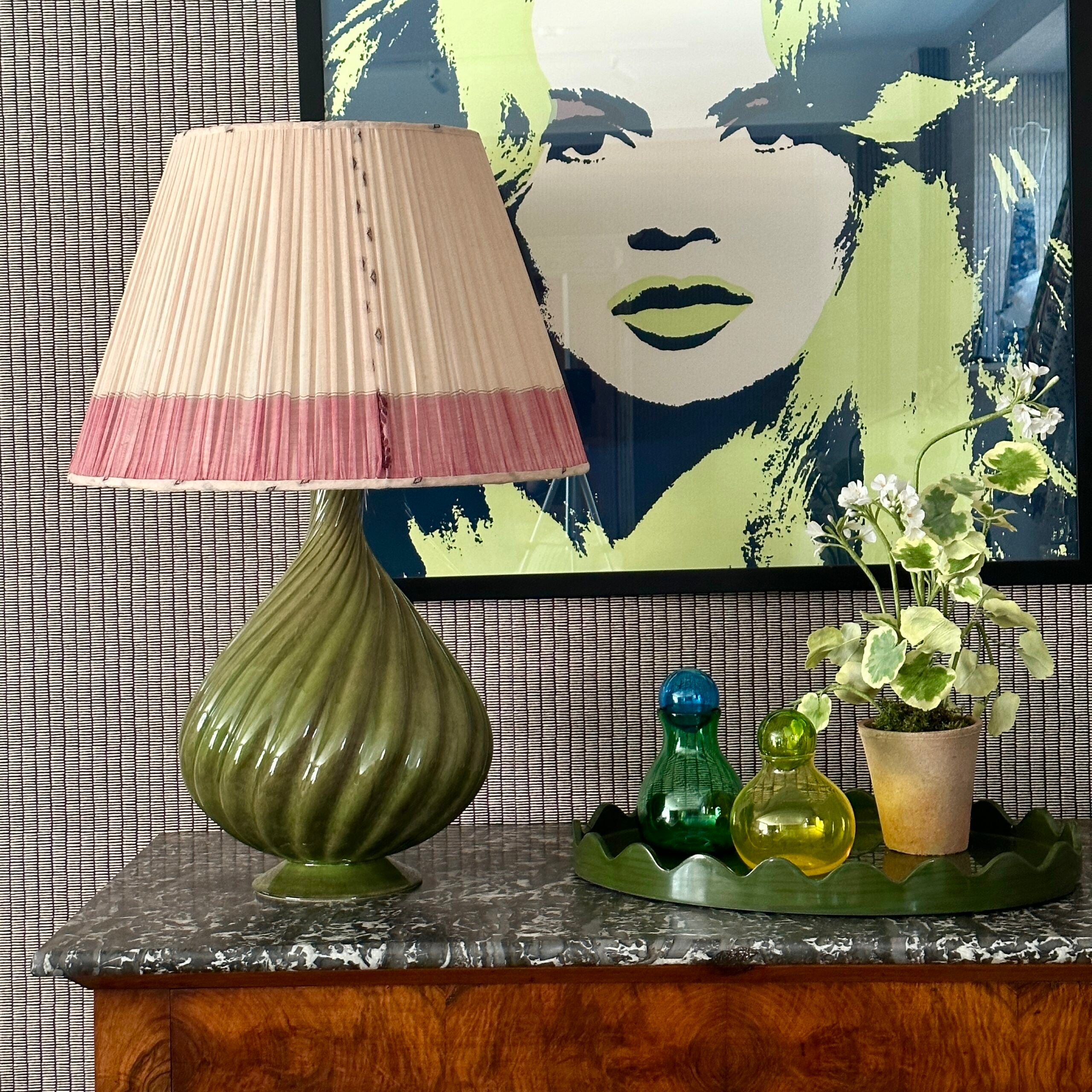 Garlic Lamp in Seaweed by Sarah Vanrenen