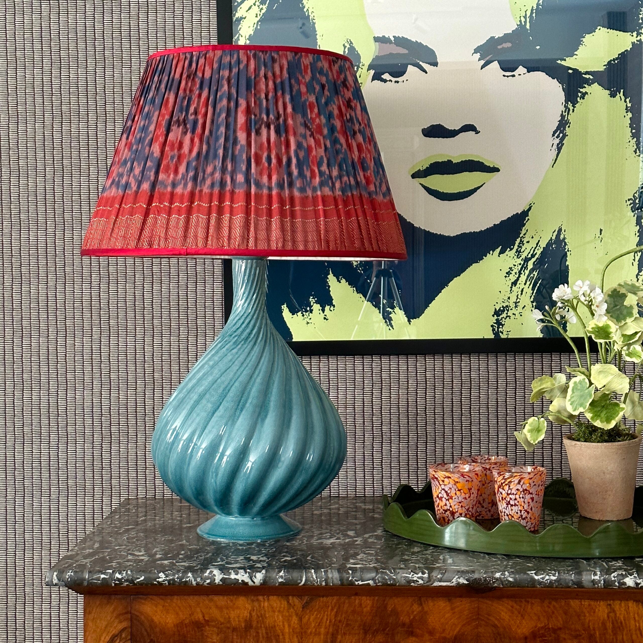 Garlic Lamp in Cream