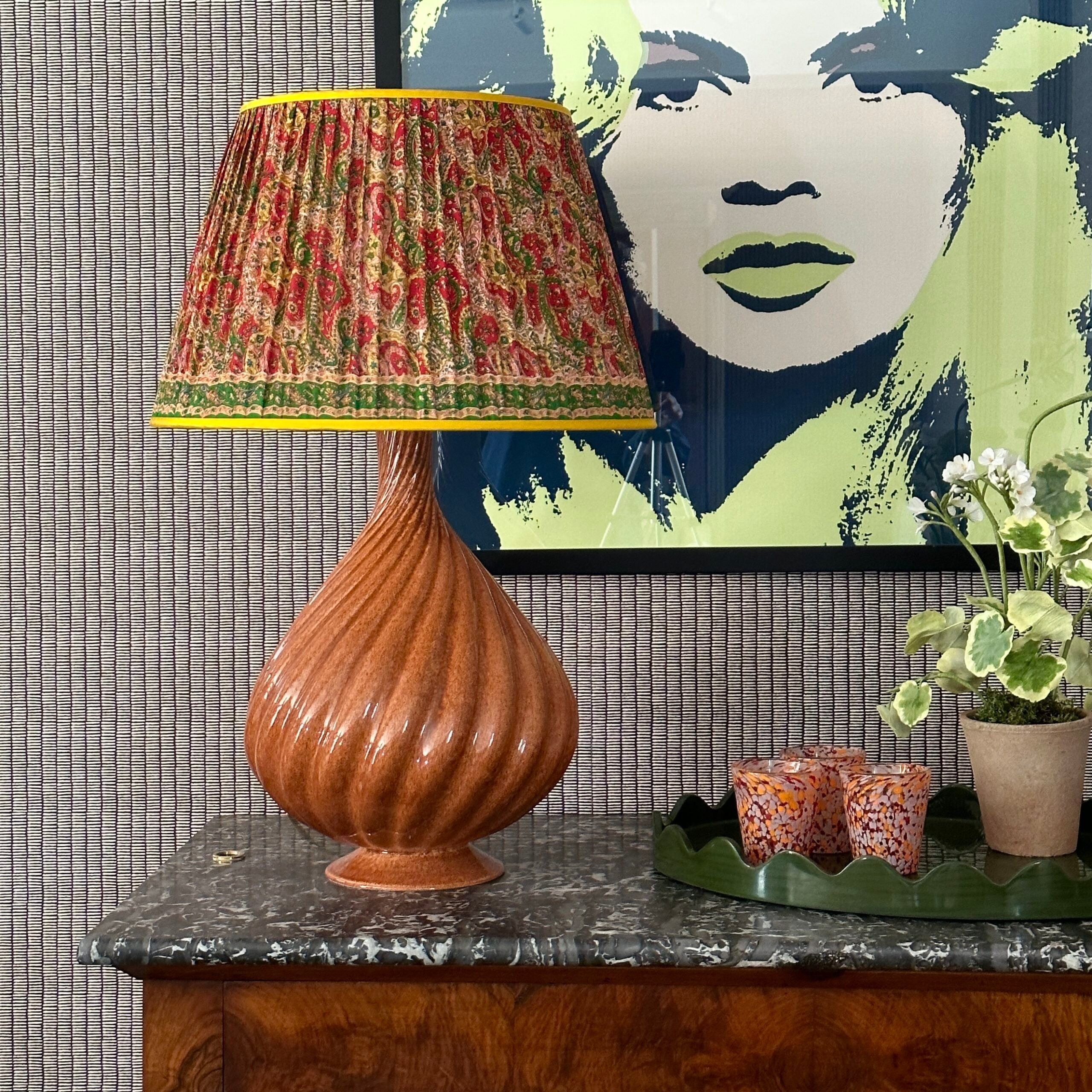 Garlic Lamp in Cream by Sarah Vanrenen